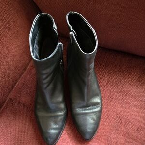 Sam Edelman Joey Black Ankle Leather Boots Size 10M